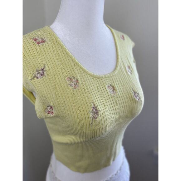 Free People Baby Tee Yellow Small Crop Top Shirt Knit Embroidered Ribbed - Picture 4 of 10